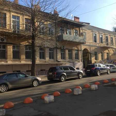 Cozy Studio Near Greek Square Apartman Odessza Kültér fotó